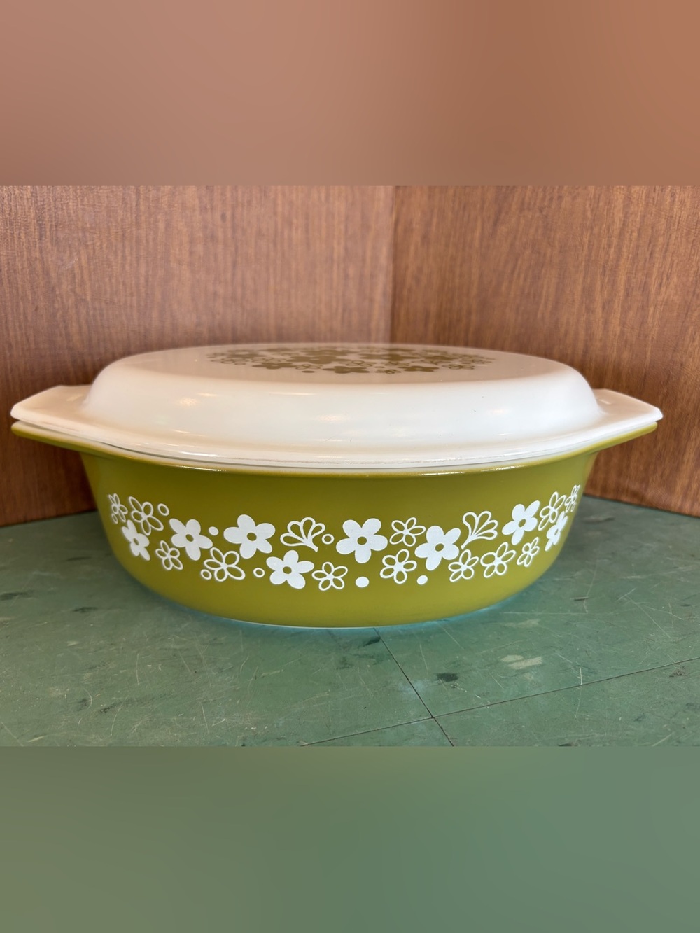 Vintage casserole dish Pyrex spring blossom w/ lid #045 crazy Daisy